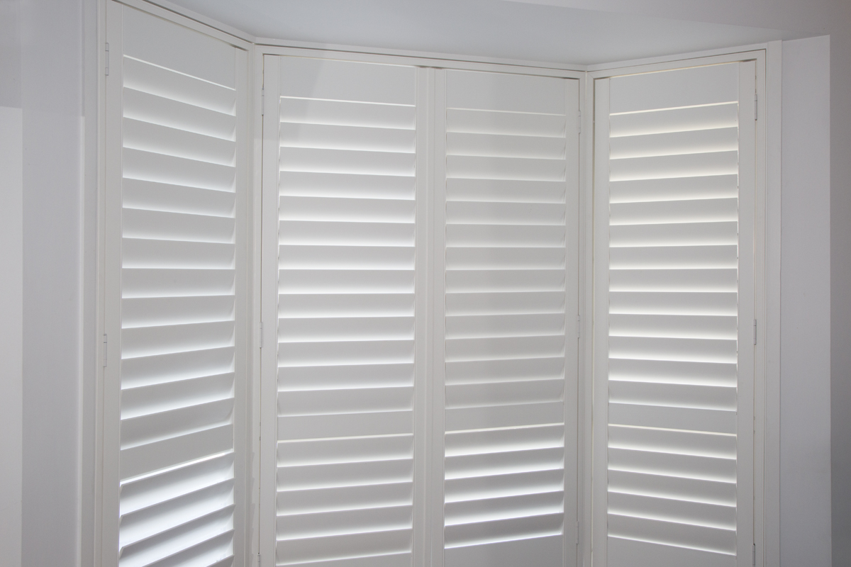 Infinity Shutters in color white